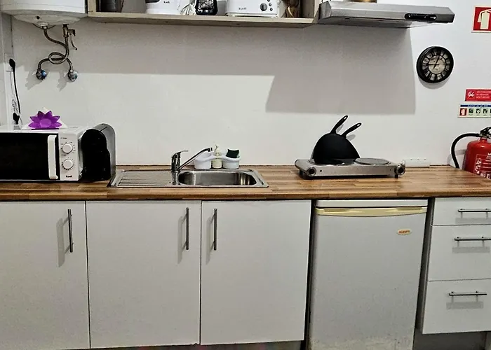 Al - To Travelers Apartment *